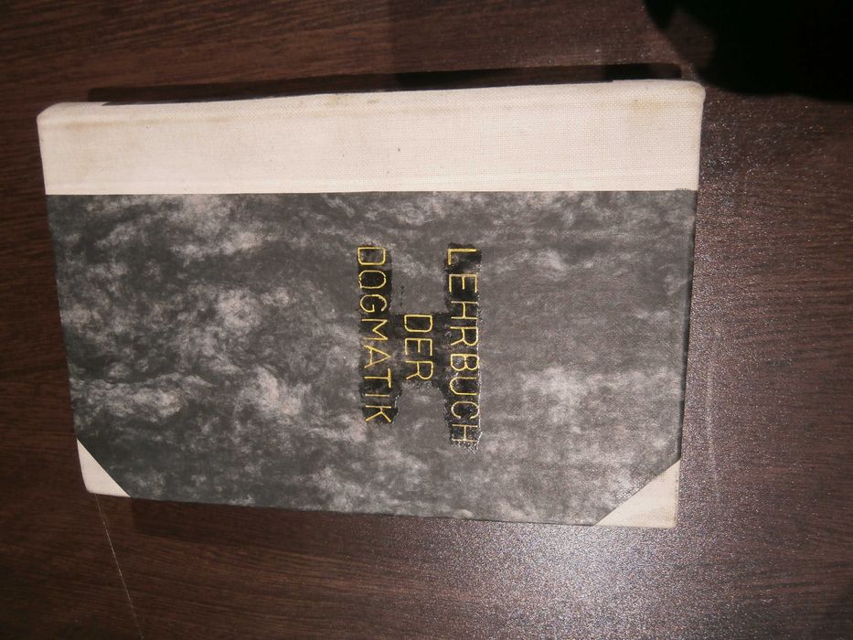 Католическа,Догматика,Учебник,Немски,Старинен