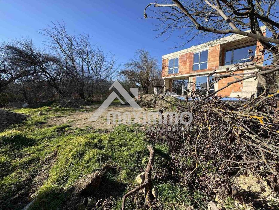 Продава се Къща в Варна, м-т Акчелар - 144 кв.м за 1785 €/кв.м - Снимка #2