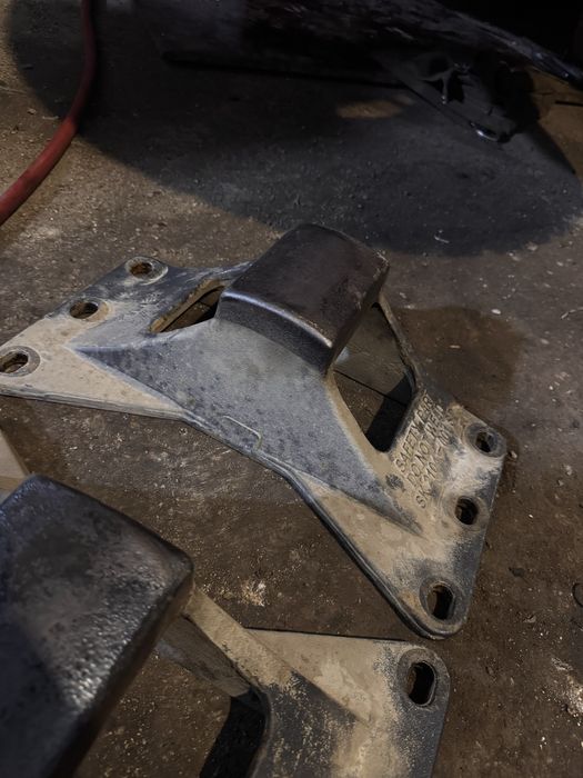 Лапы седла Jost 185мм