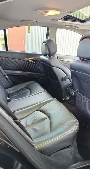 Mercedes benz e280 w211