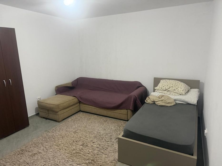 Închiriez camere muncitori
