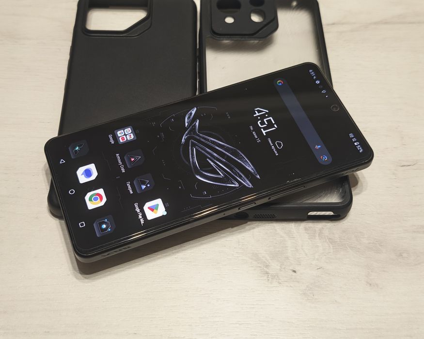 Asus ROG Phone 8 Pro 16/512 GB
