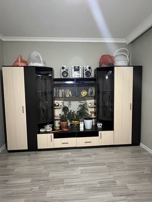Продается стенка для гостиной