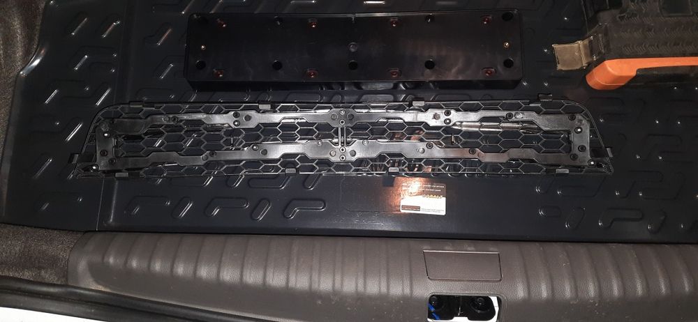 Решётка бампера кобальт малибу хром