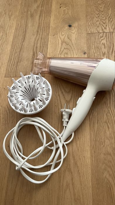 Сешоар Philips 2300 W MoistureProtect IONIC
