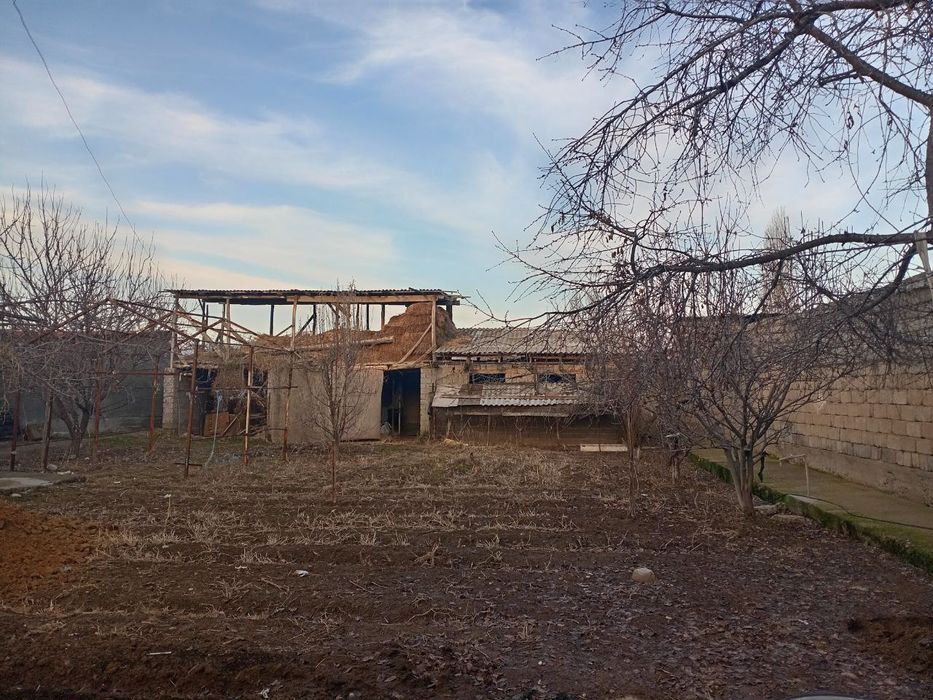 Арзон ер срочно сотилади.Барданкул 2сотка!