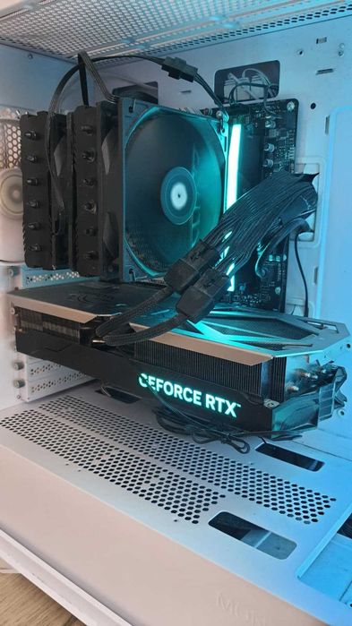 Placa video KFA2 GeForce RTX 4070 Ti EX Gamer 1-Click OC 12GB GDDR6X 192-bit DLSS 3.0