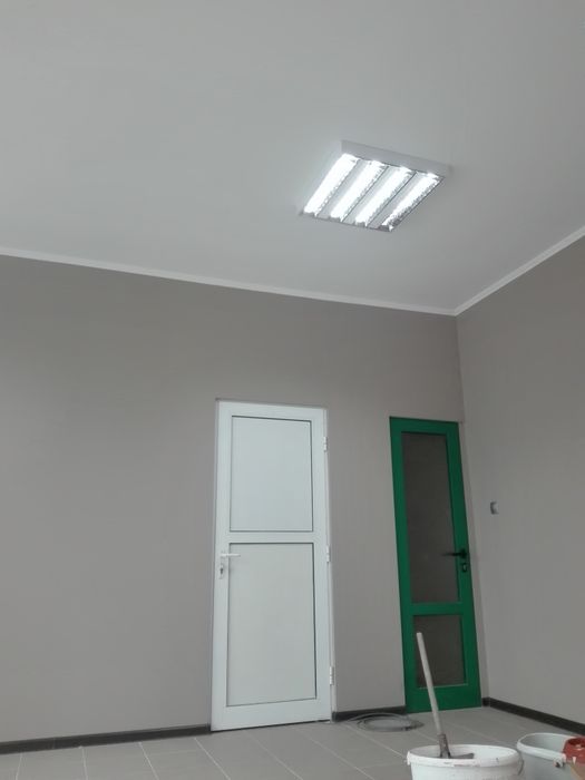 Дава се под наем Магазин в Пазарджик, Идеален център - 42 кв.м за 306 € - Снимка #4