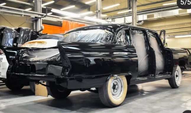 Кузов газ 13 чайка для рекламний пройкта.