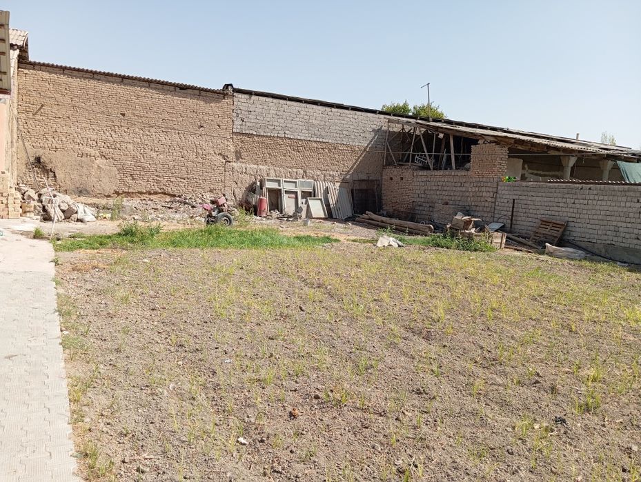 Yer sotiladi 6 sotix