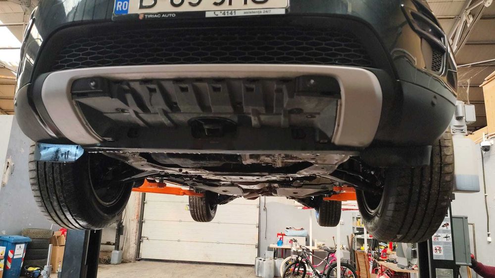 Land Rover Discovery Sport, 2016 - CEL MAI MIC PRET