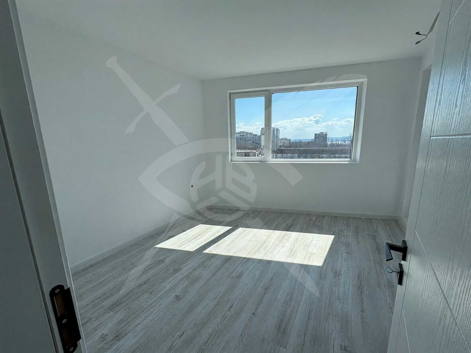 Продава се Двустаен апартамент в Бургас, Славейков - 80 кв.м за 1813 €/кв.м - Снимка #2