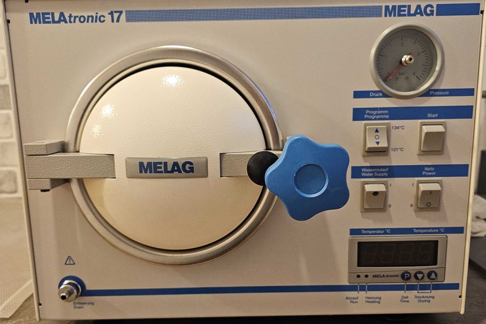 Autoclav MELAG 17 11 L sterilizator stomatolog veterinar cosmetica