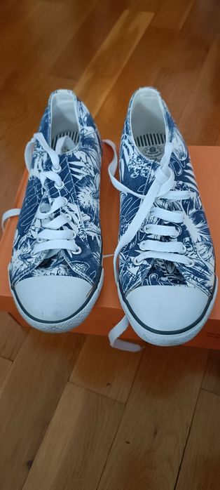 Дамски кецове Dunlop