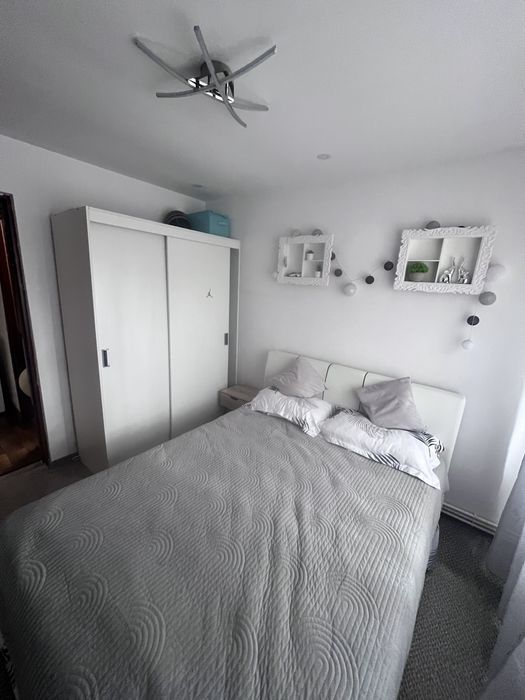 De inchiriat apartament cu 3 camere