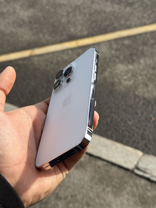 Iphone 14 pro  без ремонта