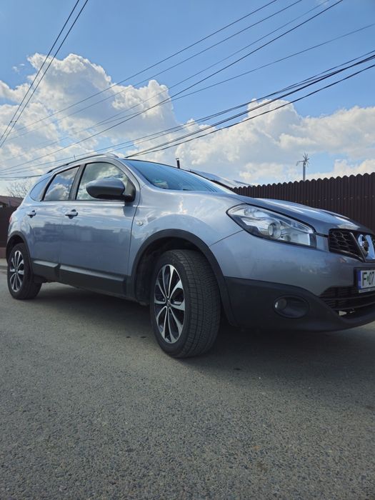 Se vinde nissan qashqai+2 J10