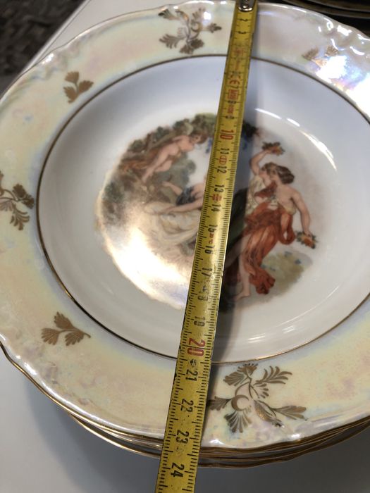 Мадонна столовый сервиз