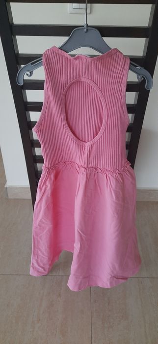 Rochii Zara și Newness 9 ani