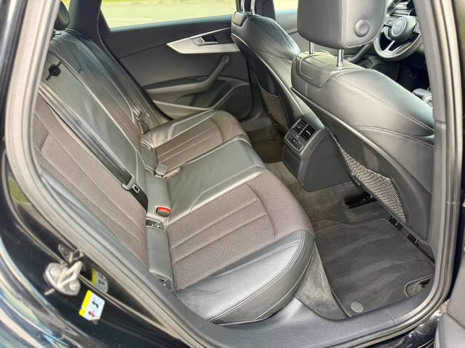 Audi A4 2.0 TDI/Quattro/4x4/Sline/Distronic/Webasto/lane assist