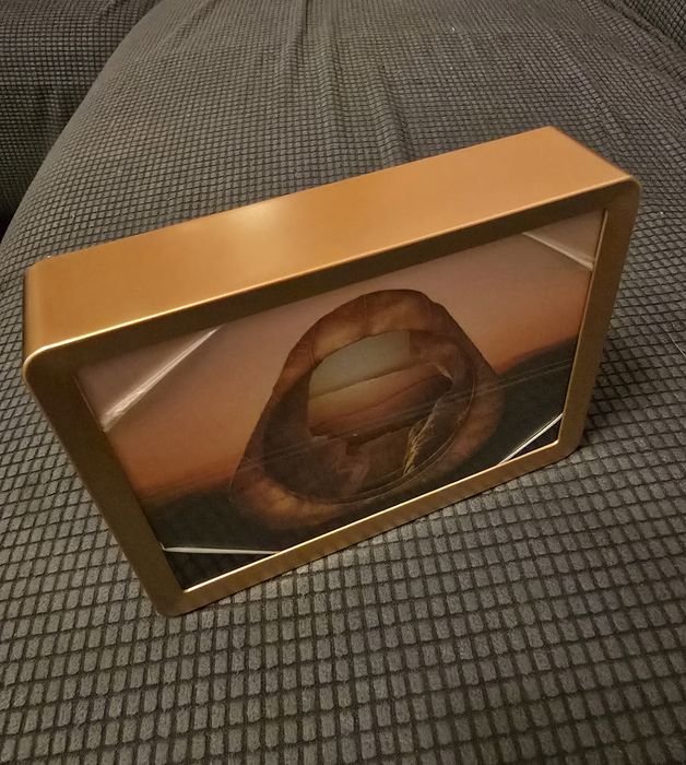 Lampa de veghe, tablou. Iqos