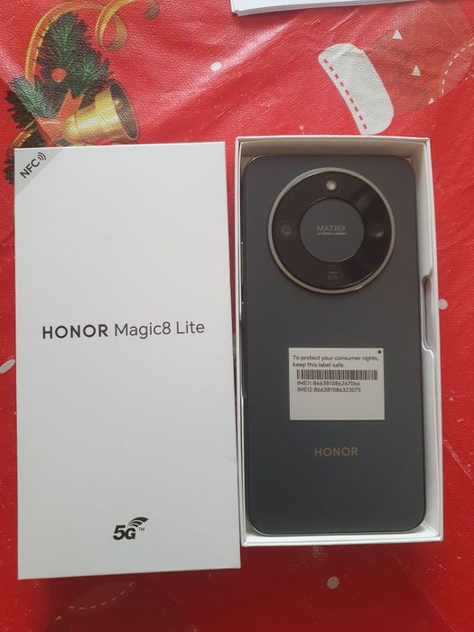 Vand ugent Honor Magic 8 Lite,in cutie sigilat
