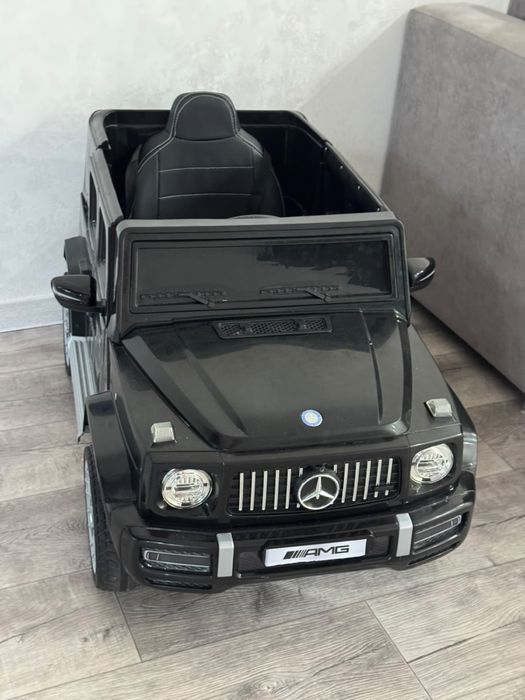 Продам электромобиль детский