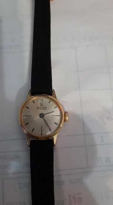 Lot 2 vintage de 8 ceasuri