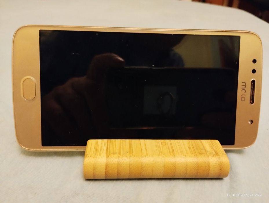 Продавам motorola XT 1793