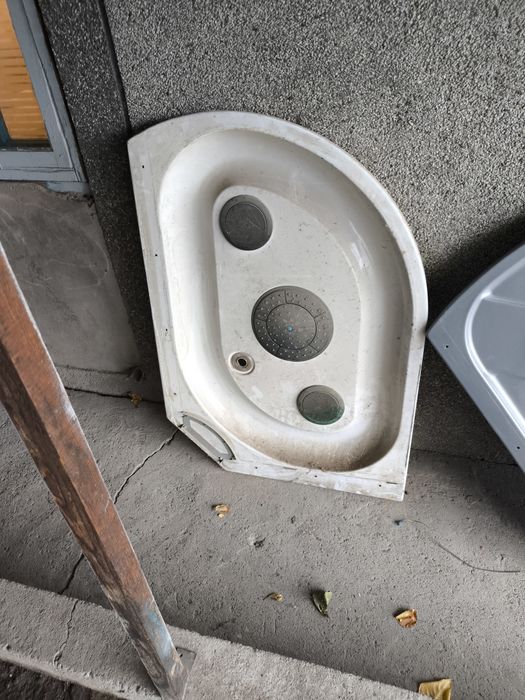 Запчасти Кабина душевая в хорошем состоянии