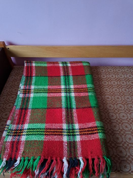 Продавам родопско одеало