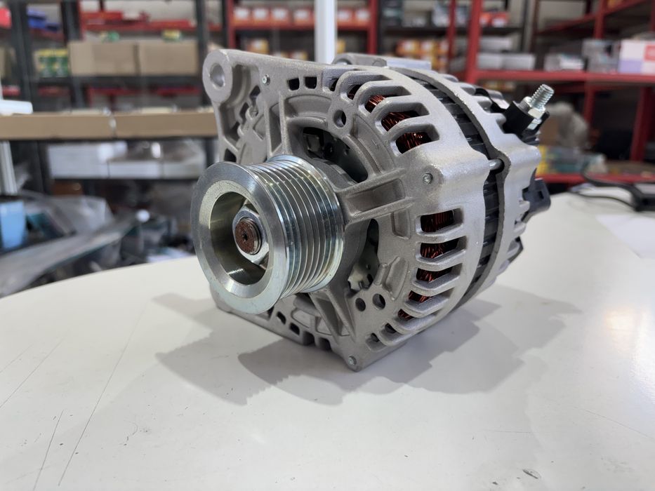 Генератор ГАЗ-3302 дв.CUMMINS ISF 2.8 14В 120А (контакт-фишка)