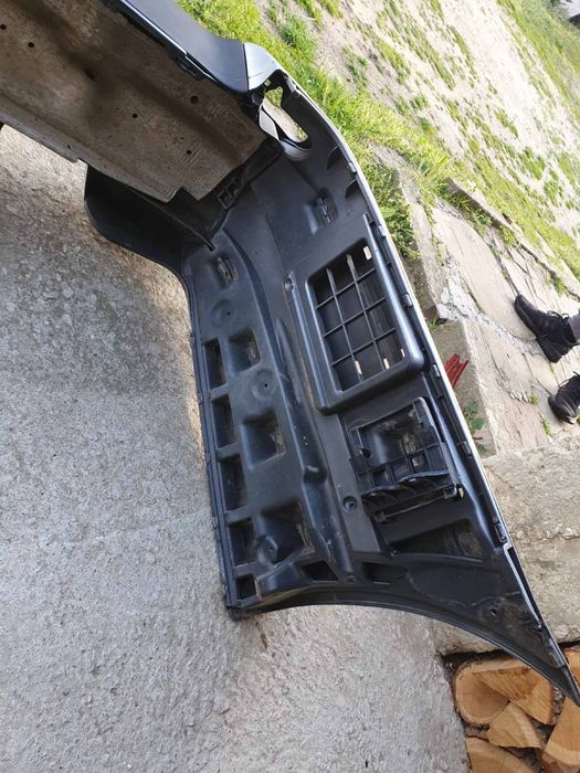 Задна броня BMW E39 520i Комби