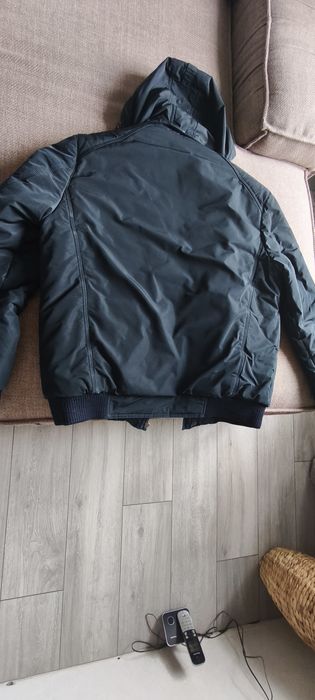 Продается мужская куртка!