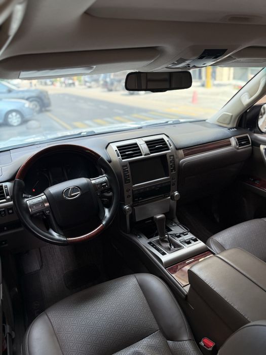 Lexus GX460