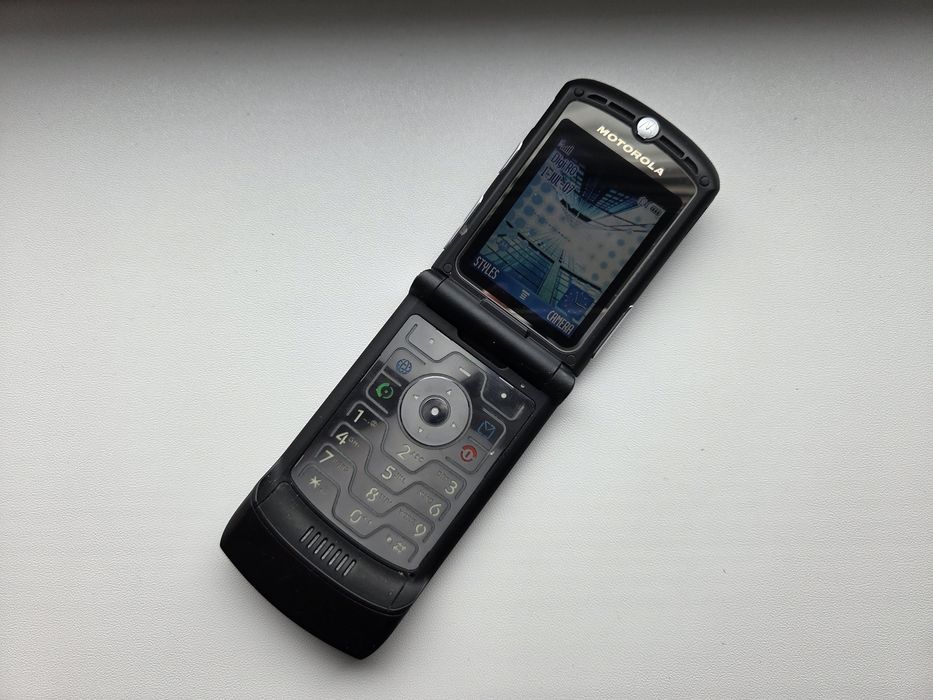 Motorola V3 negru