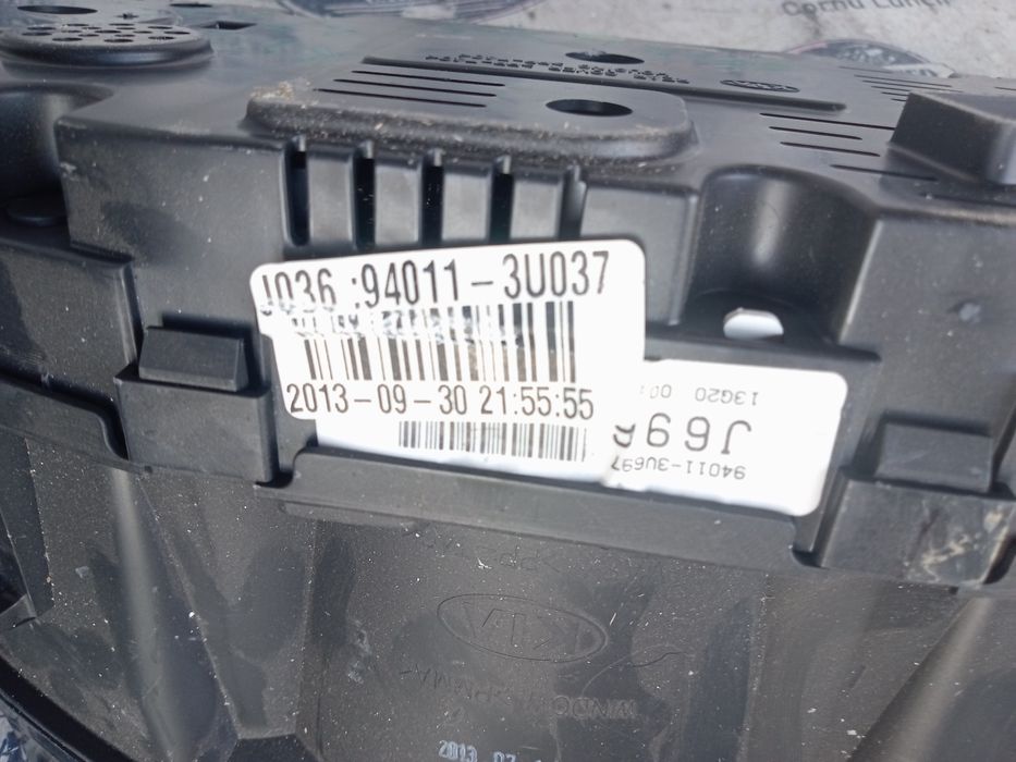 ceasuri bord uk  kia sportage 1.7 motorina 2012