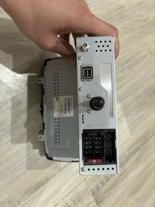 Авто магнитола Lada Vesta