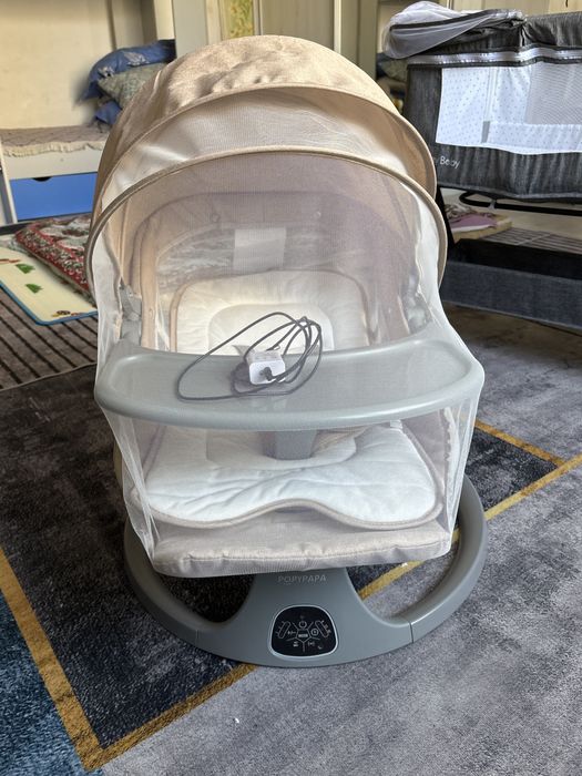 Детская кроватка и колыбель