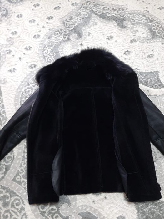 Продам дубленку авиатор.