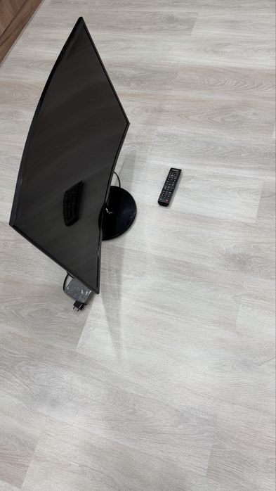 Телевизор samsung