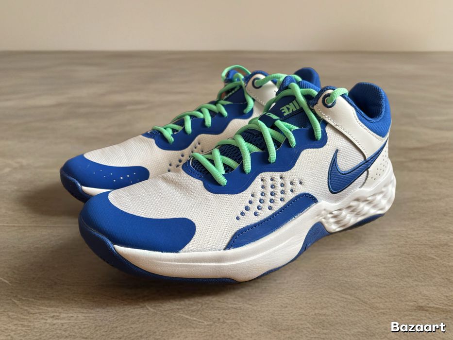 Продам оригинальные кроссовки