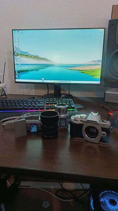 Aparat foto mirrorless Olympus M10 mark 3 impecabil