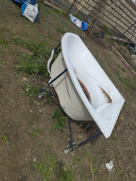 Ванна джакузи угловая