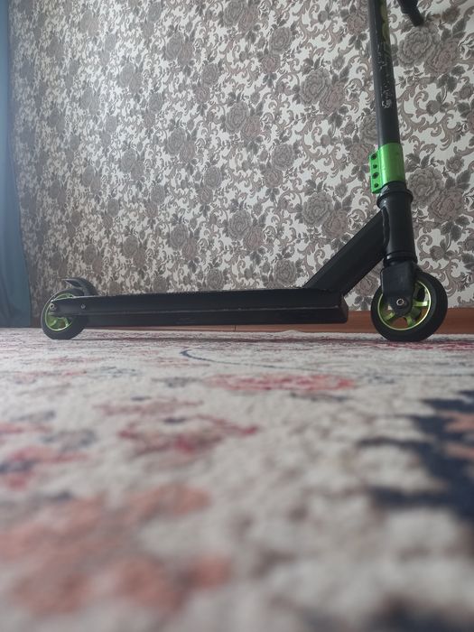 Трюкавой самакат продам 10500тг б/у