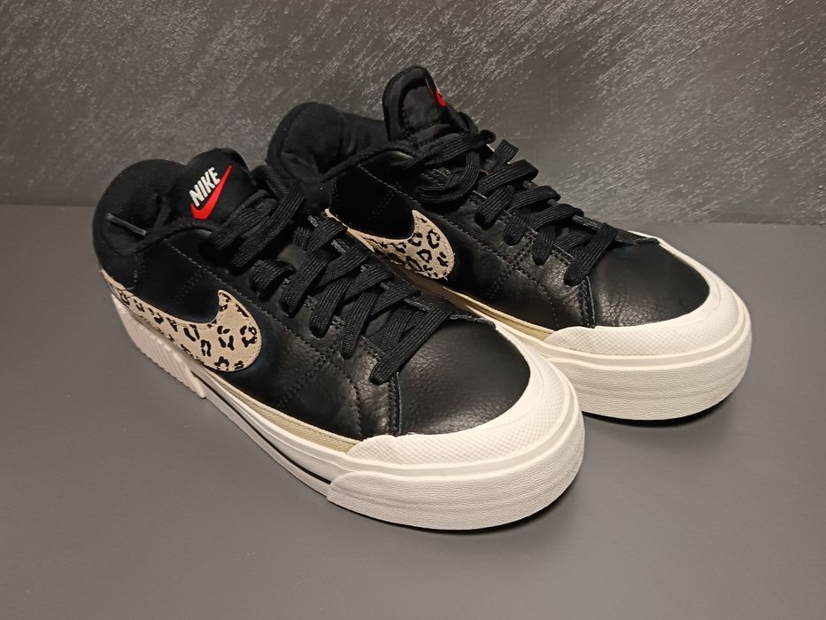 Дамски маратонки Nike