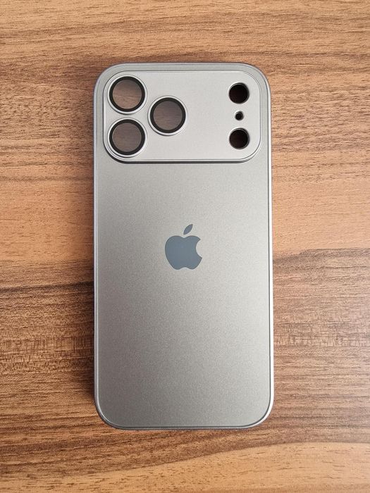 Матов Стъклен Кейс за Apple iPhone 17 Pro - Различни цветове