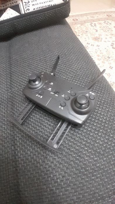 Дрон с 2 камерами