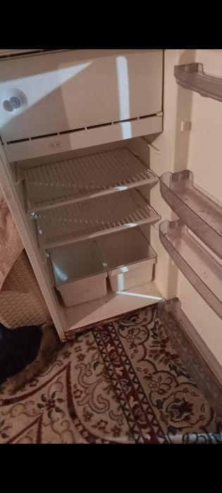 Срочно срочно холодильник продам
