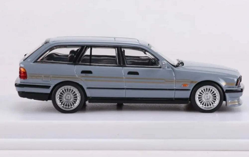 Коллекционная модель BMW E34 B10 Alpine